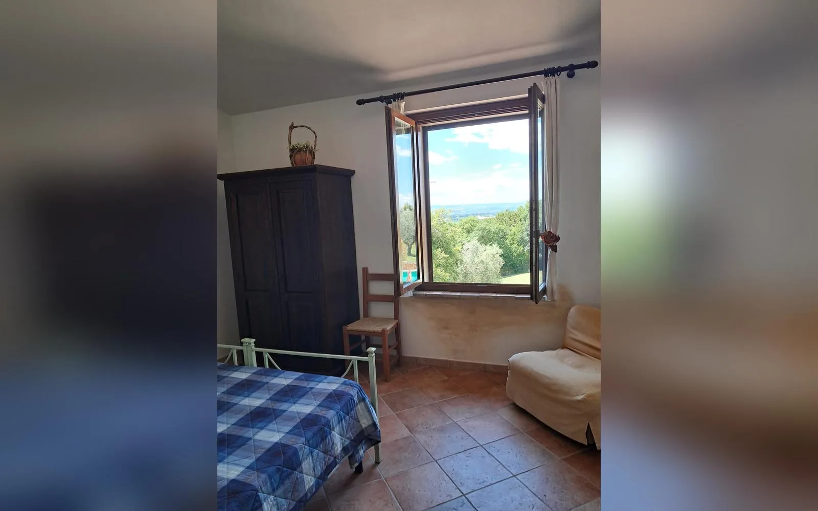 Esterni di Casale Poggio Della Volara, terni (Umbria) (foto 1)